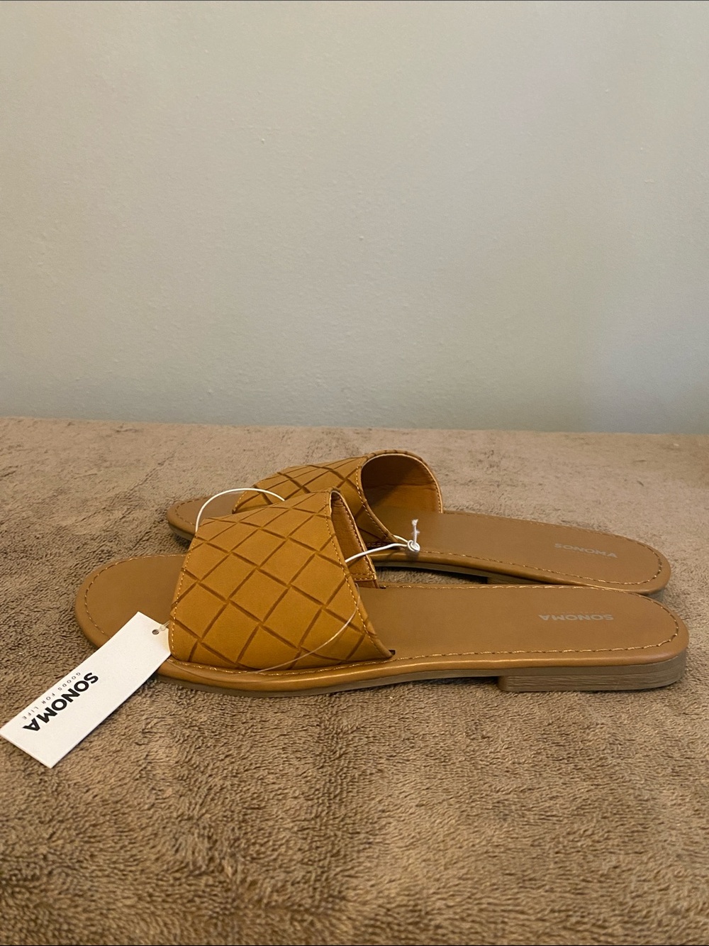 Sandals - Picture 5 of 5